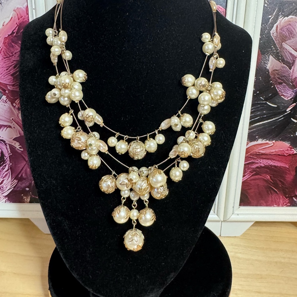 Ornate gold tone faux cluster Pearl  statement necklace
